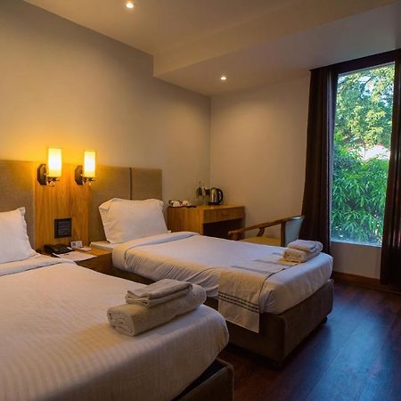Emerald Hotel Āīzawl Eksteriør billede